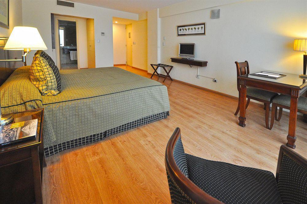Amerian Executive Mendoza Hotel Eksteriør bilde