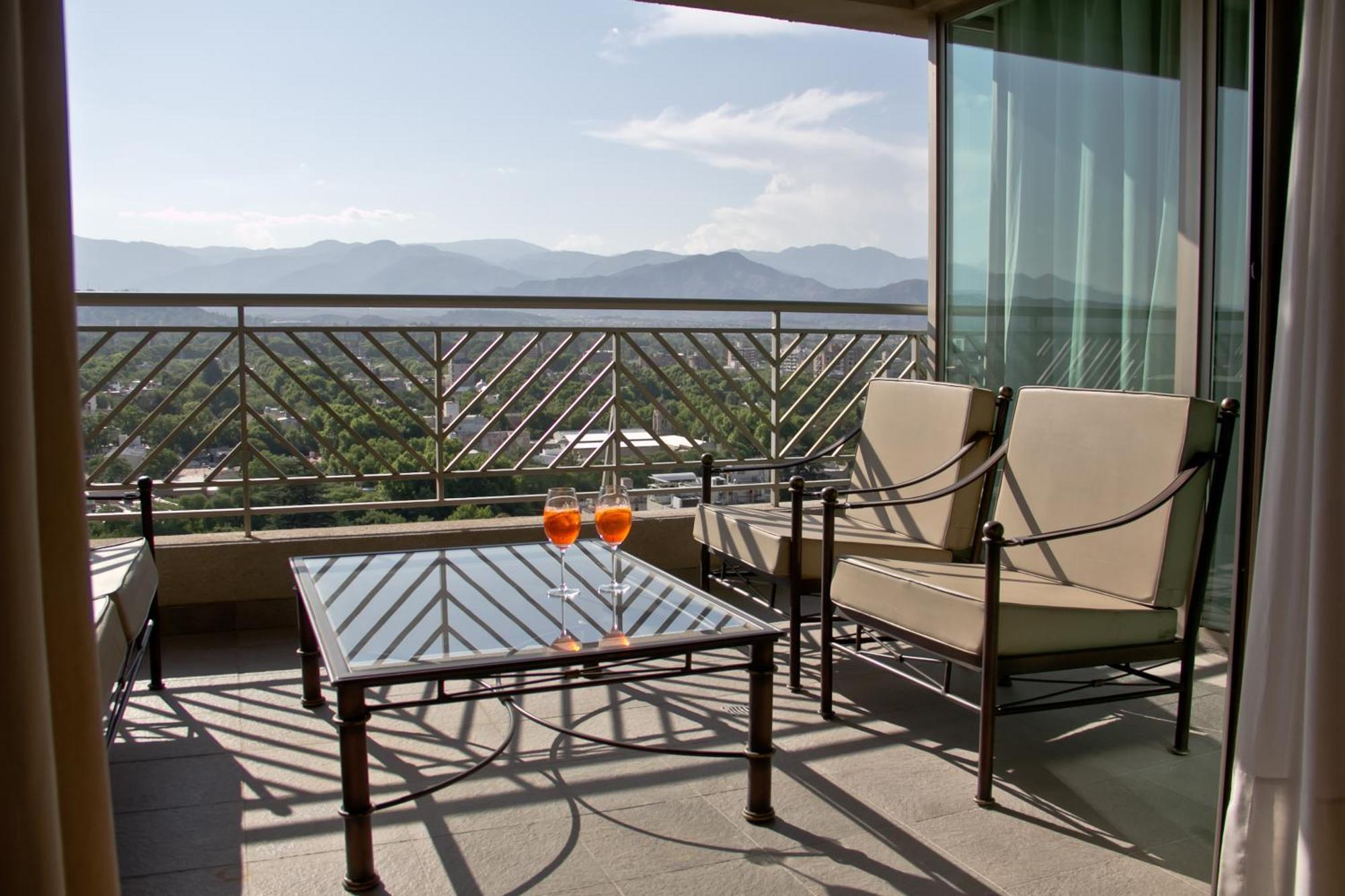 Amerian Executive Mendoza Hotel Eksteriør bilde