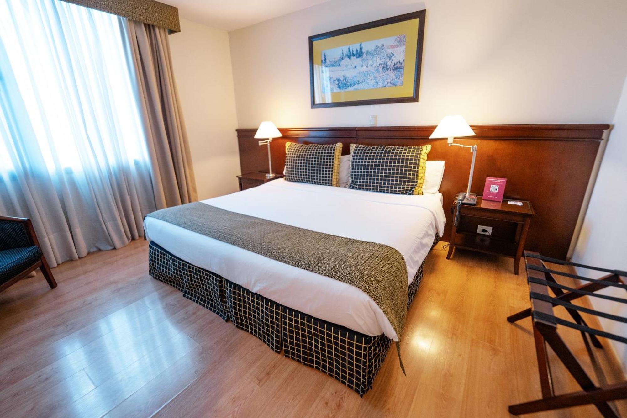 Amerian Executive Mendoza Hotel Eksteriør bilde
