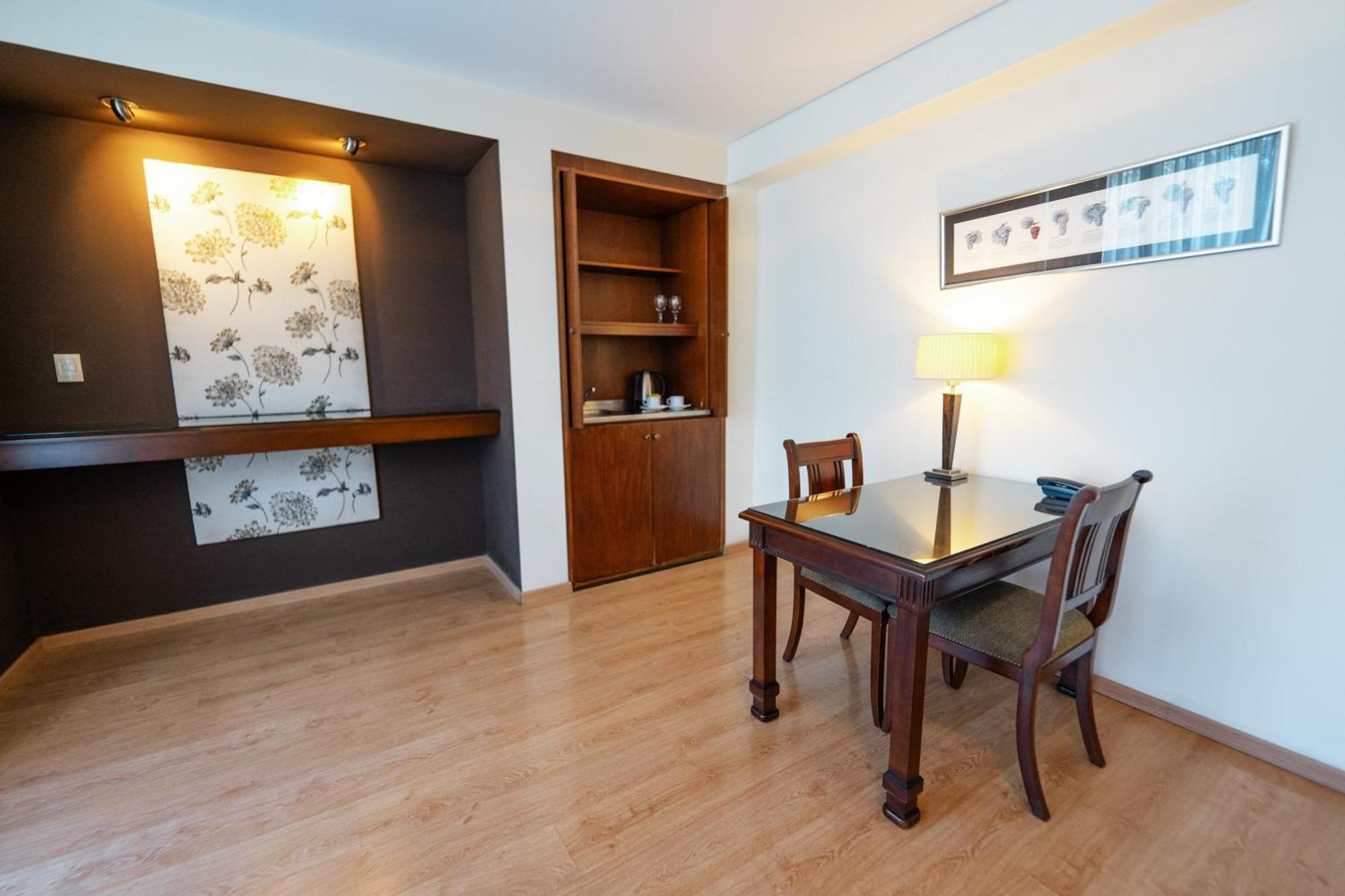 Amerian Executive Mendoza Hotel Rom bilde