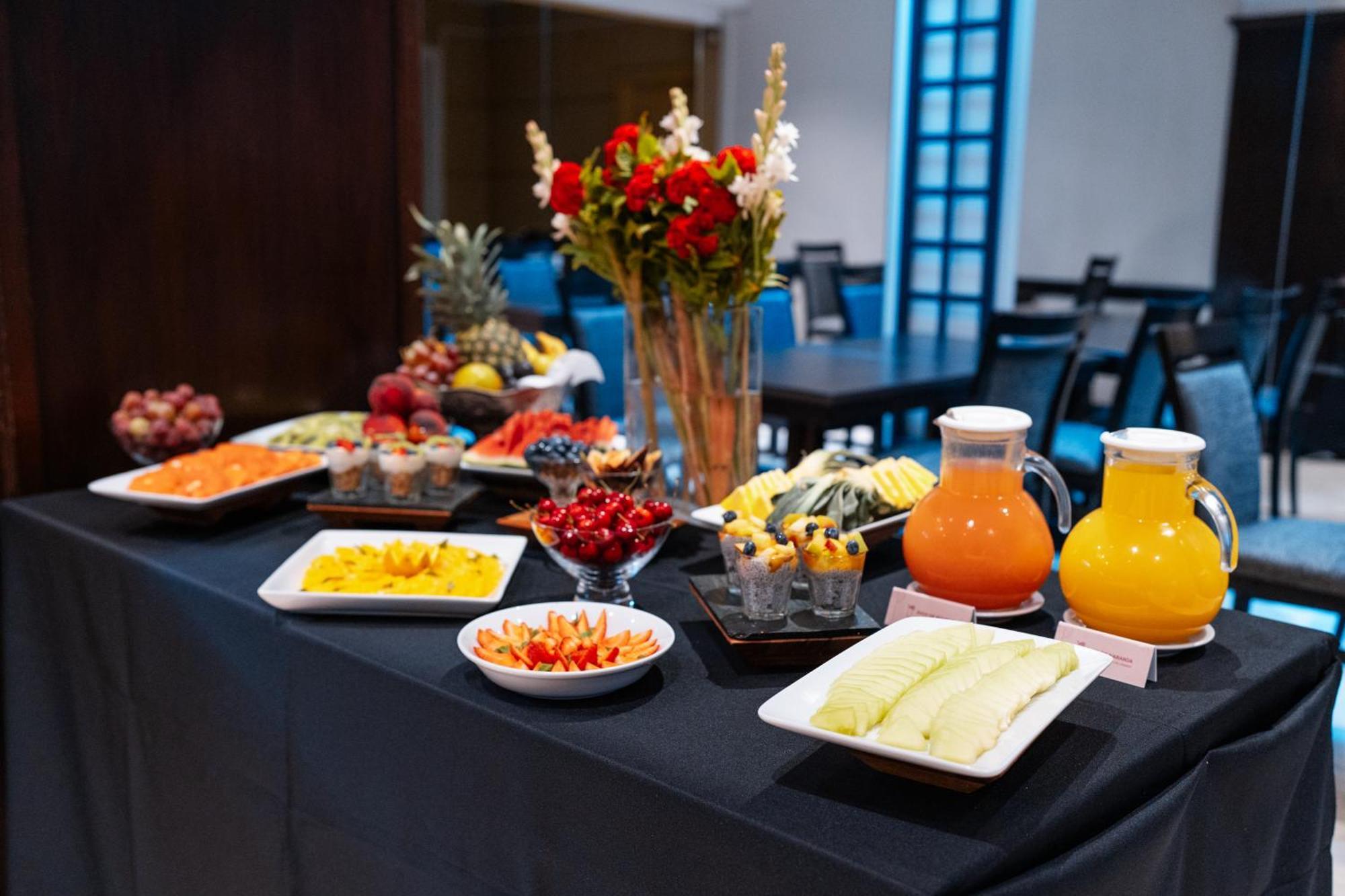 Amerian Executive Mendoza Hotel Eksteriør bilde